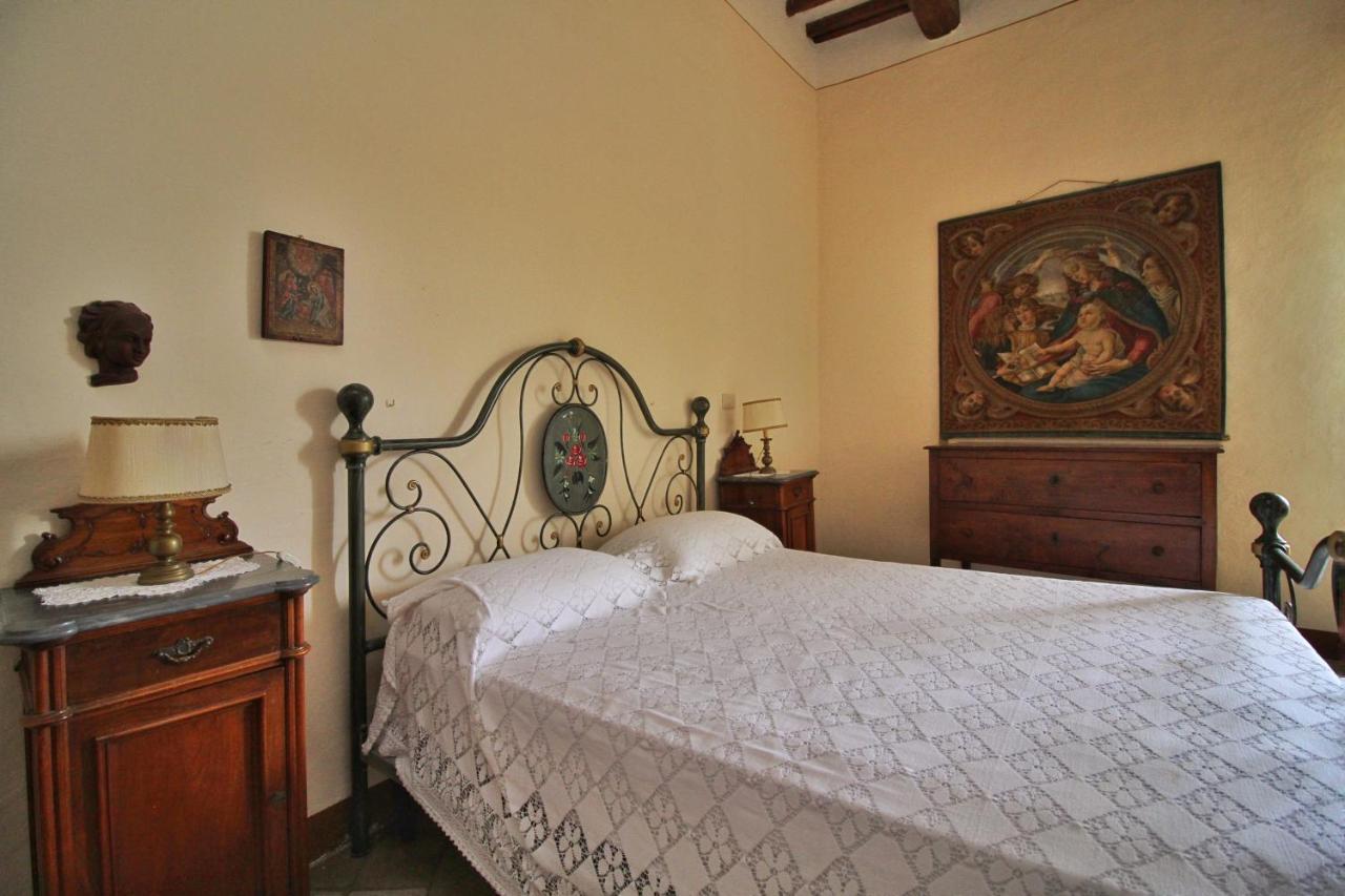 Castello Di Sovicille - Residenza D'Epoca Bed & Breakfast Exterior photo